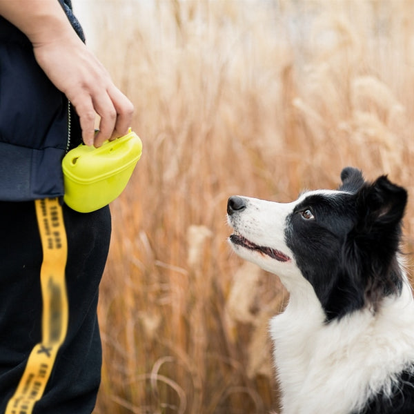 Outdoor Pet Feed Storage Pouch